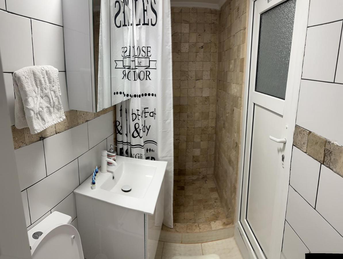 Apartamnet Regim Hotelier Бухарест Экстерьер фото